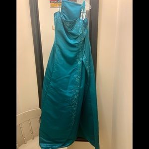 Teal/Jade satin A-Line gown